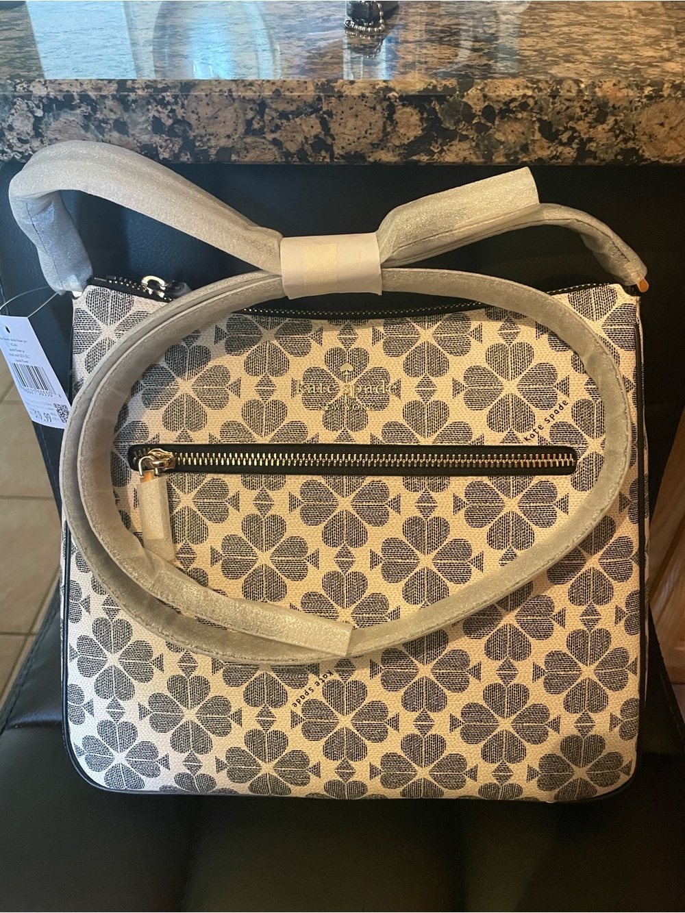 kate spade Signature Spade Flower Large Swingpack Crossbody
